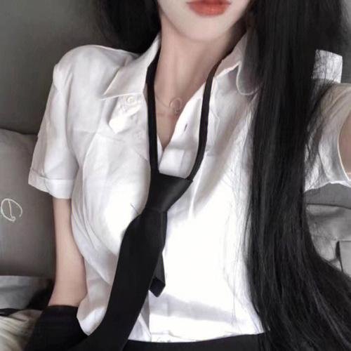 翘楚