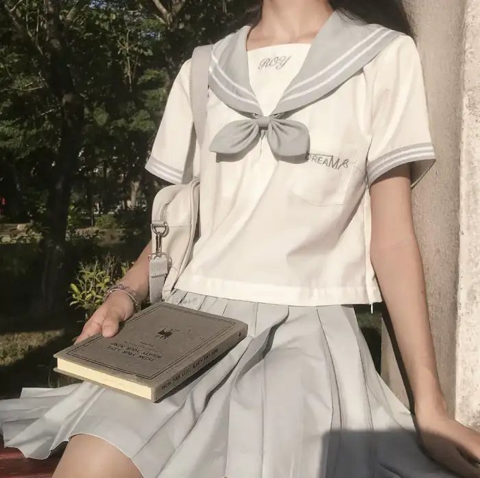 艳姬逢春